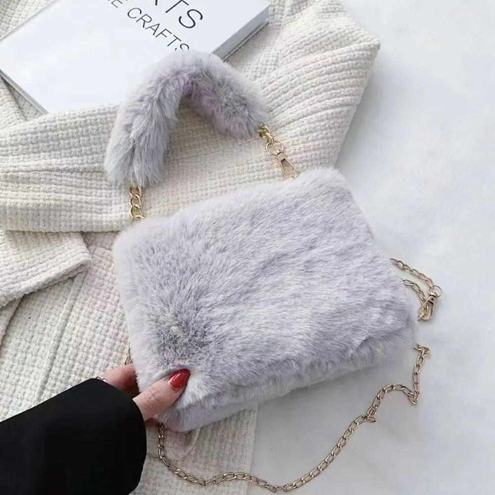 Female Winter Chain Underarm Bag Solid Color Handbag Soft Plush Handle Bag