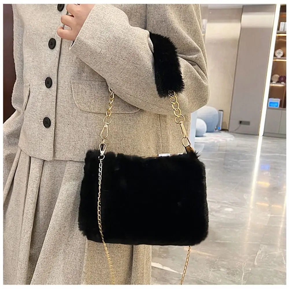 Female Winter Chain Underarm Bag Solid Color Handbag Soft Plush Handle Bag