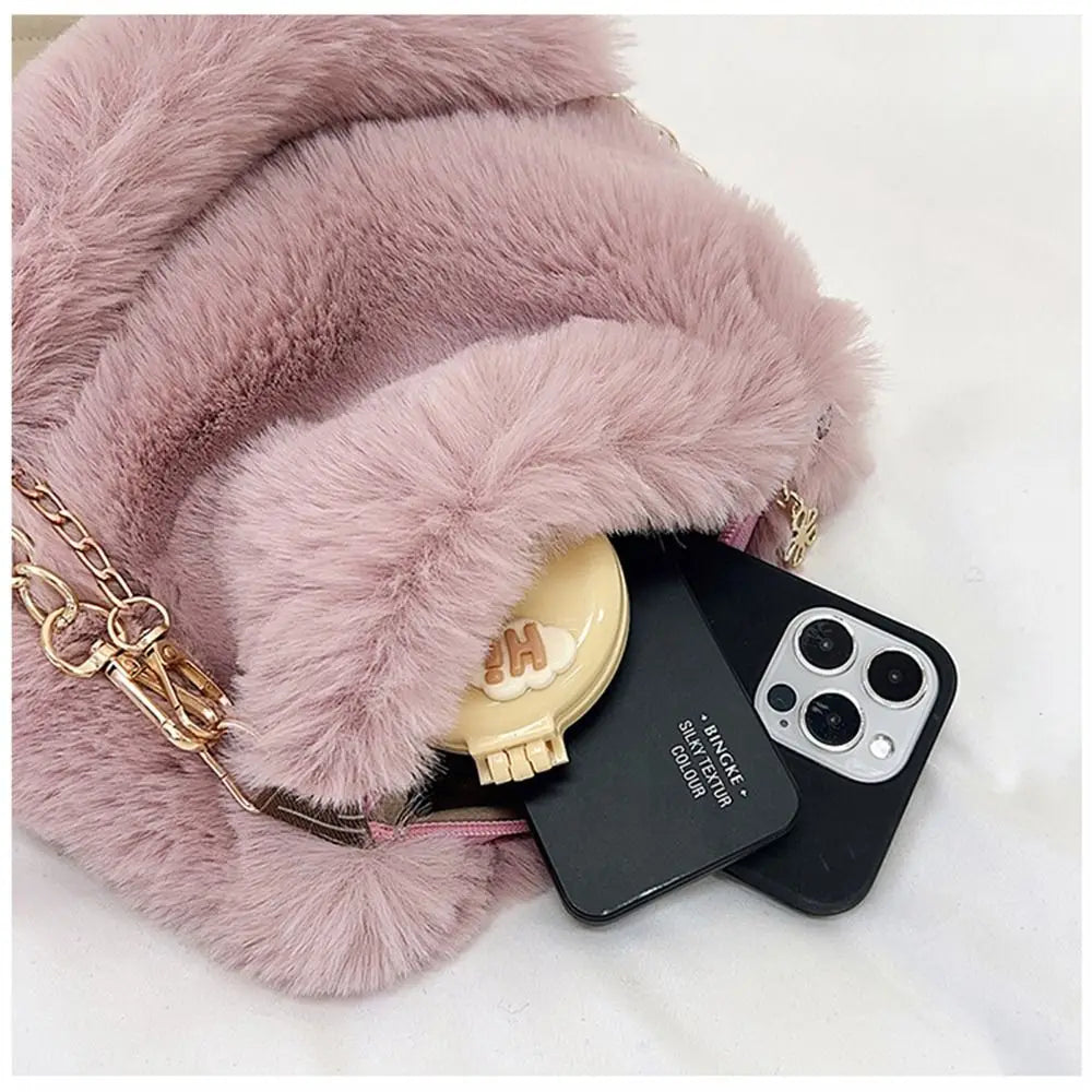 Female Winter Chain Underarm Bag Solid Color Handbag Soft Plush Handle Bag
